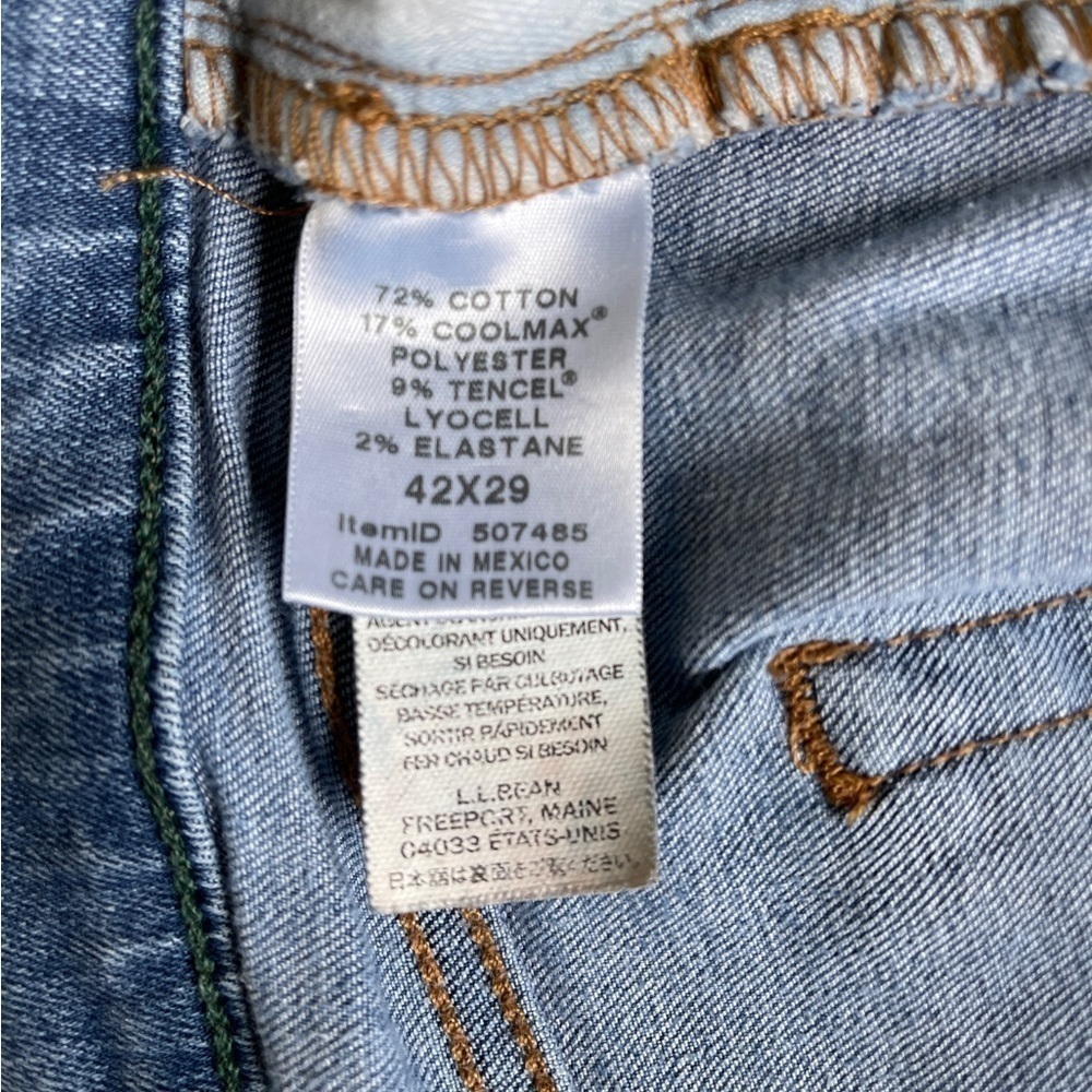 LL Bean Mens Beanflex Standard Fit Jeans | 42” x 29” | blue wash - Picture 5 of 6